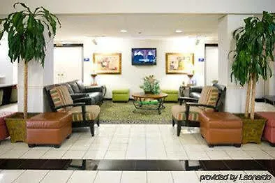 Hotel Baymont By Wyndham Tampa Near Busch Gardens Stati Uniti